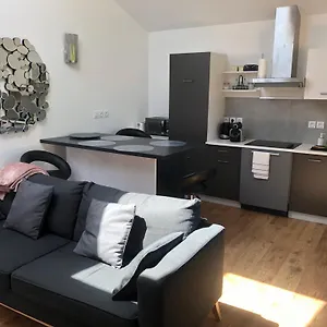 La Cerisiere Appartement Bessenay